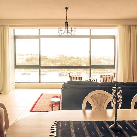Strand Mansions Sliema Buitenkant foto