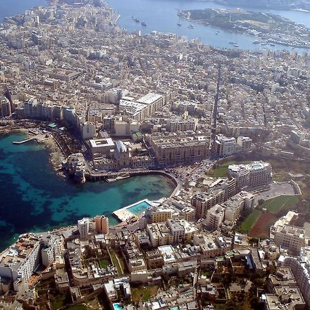 Strand Mansions Sliema Buitenkant foto